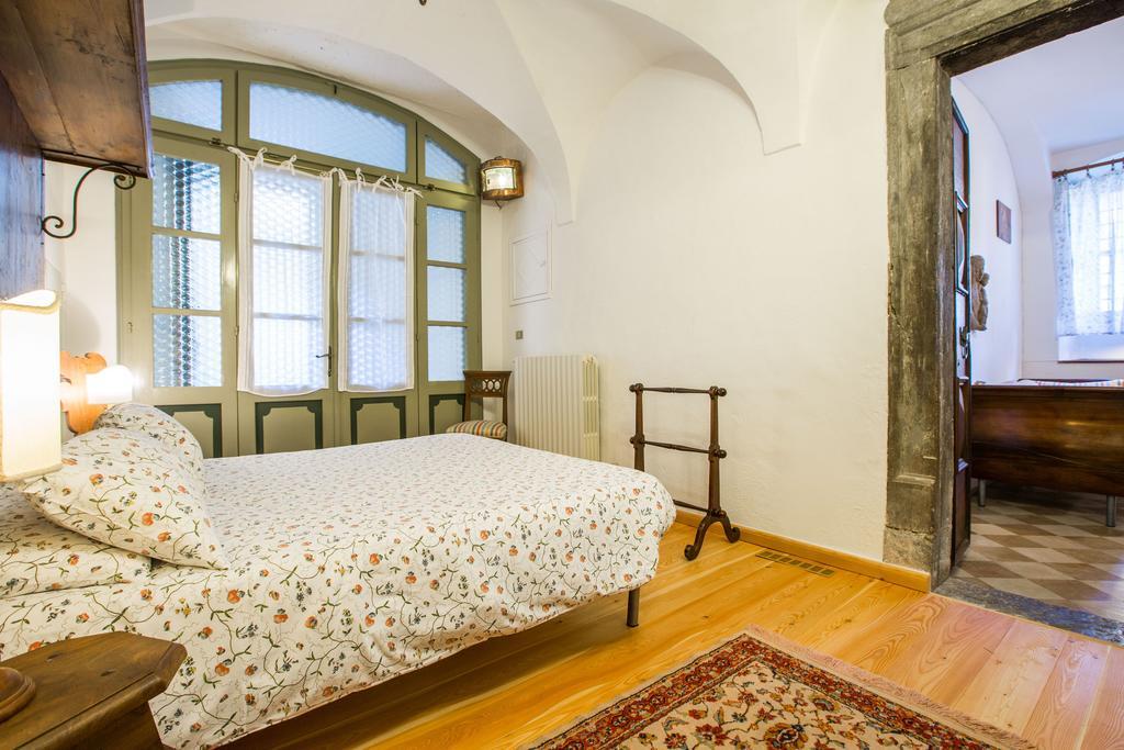 Il Batti Apartment Water Front And Private Beach Toscolano Maderno Exterior photo